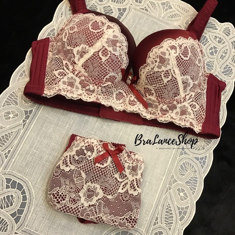 BLS✿0101 Setบรา+กกน. งานลูกไม้ผสมผ้าซาตินนำเข้า