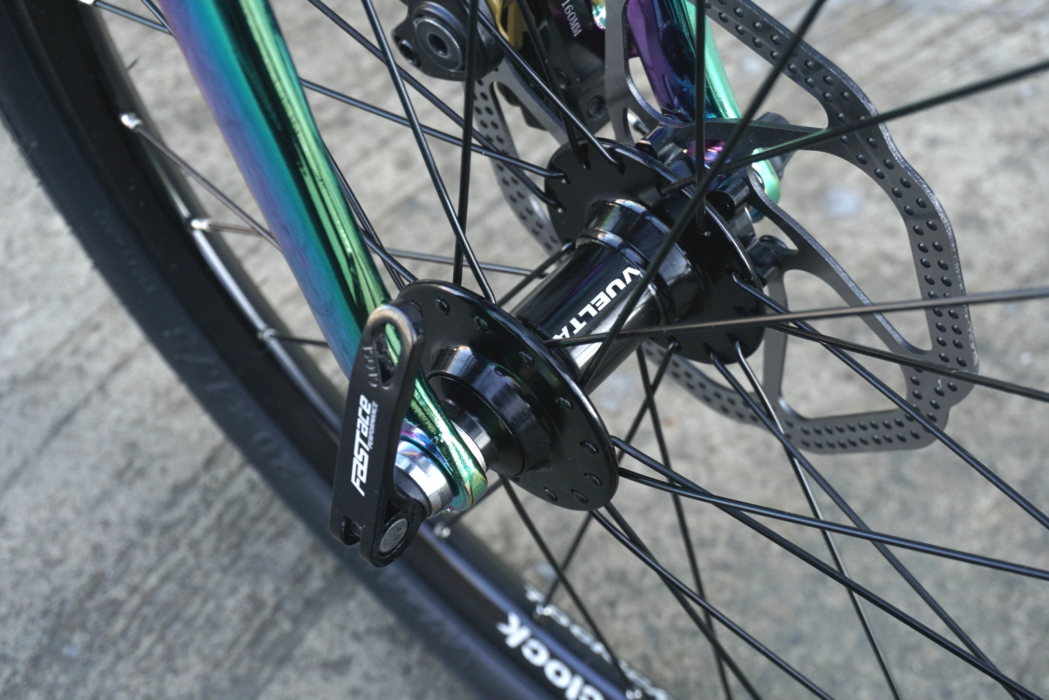 MINT : T9-20" จักรยานพับได้ เฟรมอลูมิเนียม 9 สปีด ดิสเบรก เบาเพียง 10.9 กก