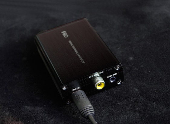 FiiO E10 USB ตัวแปลงสัญญาณ DAC + Amplifier สุดยอดพลังขับแบบ 2in1