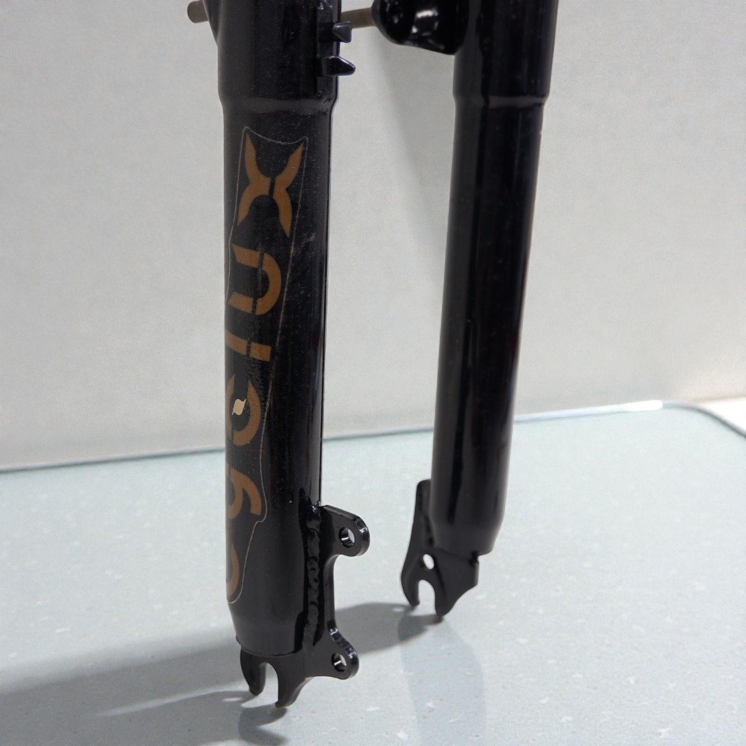 โช๊คหน้าจักรยาน 26 นิ้วแบบสปริง Mechanical Travel สำหรับจักรยาน