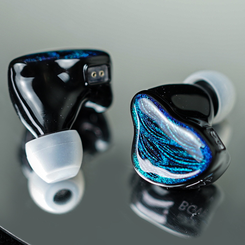 BGVP Feather หูฟัง IEMs 5 ไดรเวอร์ 4BA+1DD สายชุบเงินถัก4 เปลี่ยนหัวแจ็คได้ ประกันศูนย์ไทย
