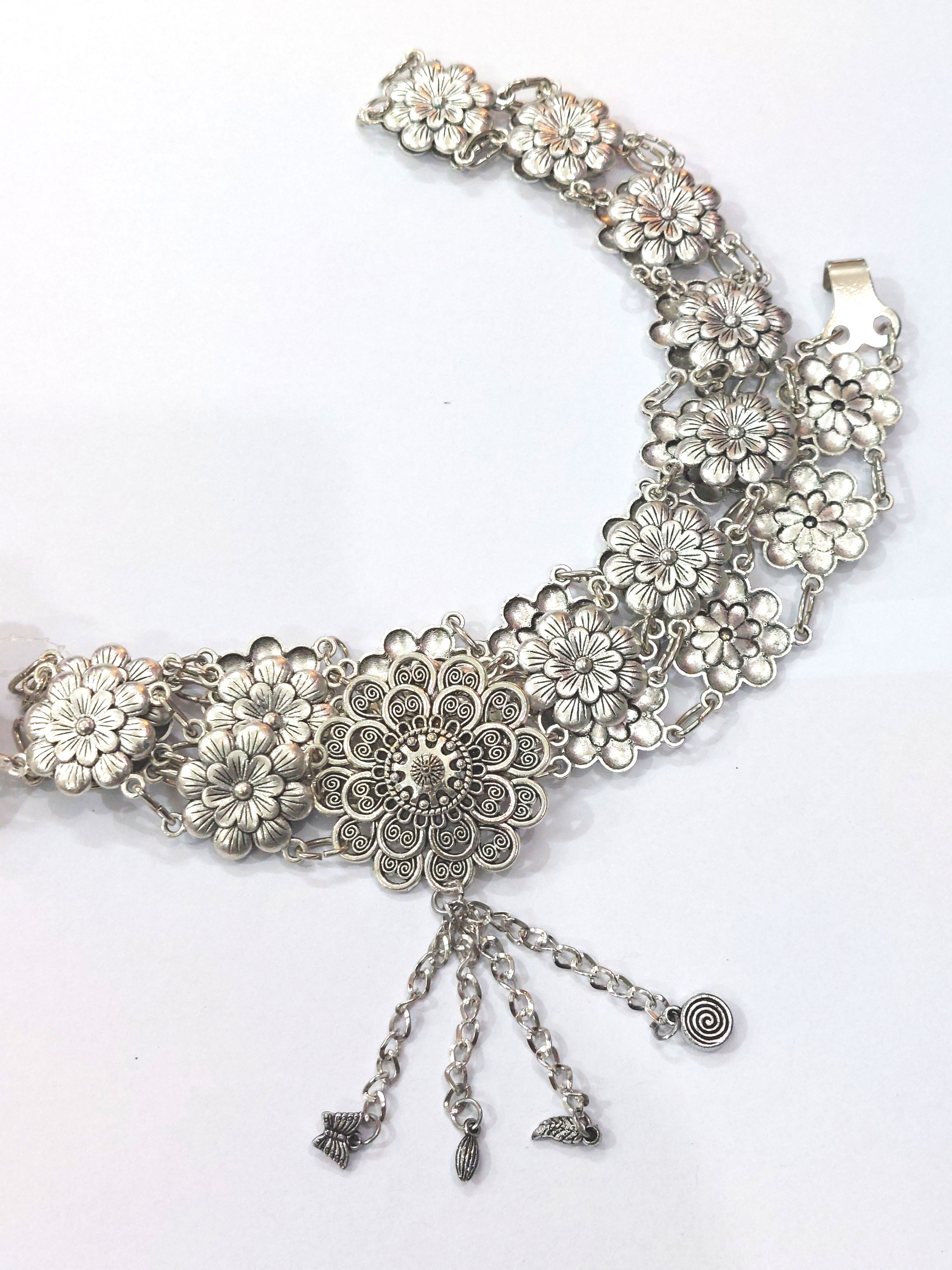 เข็มขัดโลหะสีเงินรมดำ #เข็มขัดโลหะ #เข็มขัดโหละโซ่ #เข็มขัดลาว #เข็มขัดใส่กับผ้าซิ่น #เข็มขัดใส่กับกับผ้าไทย