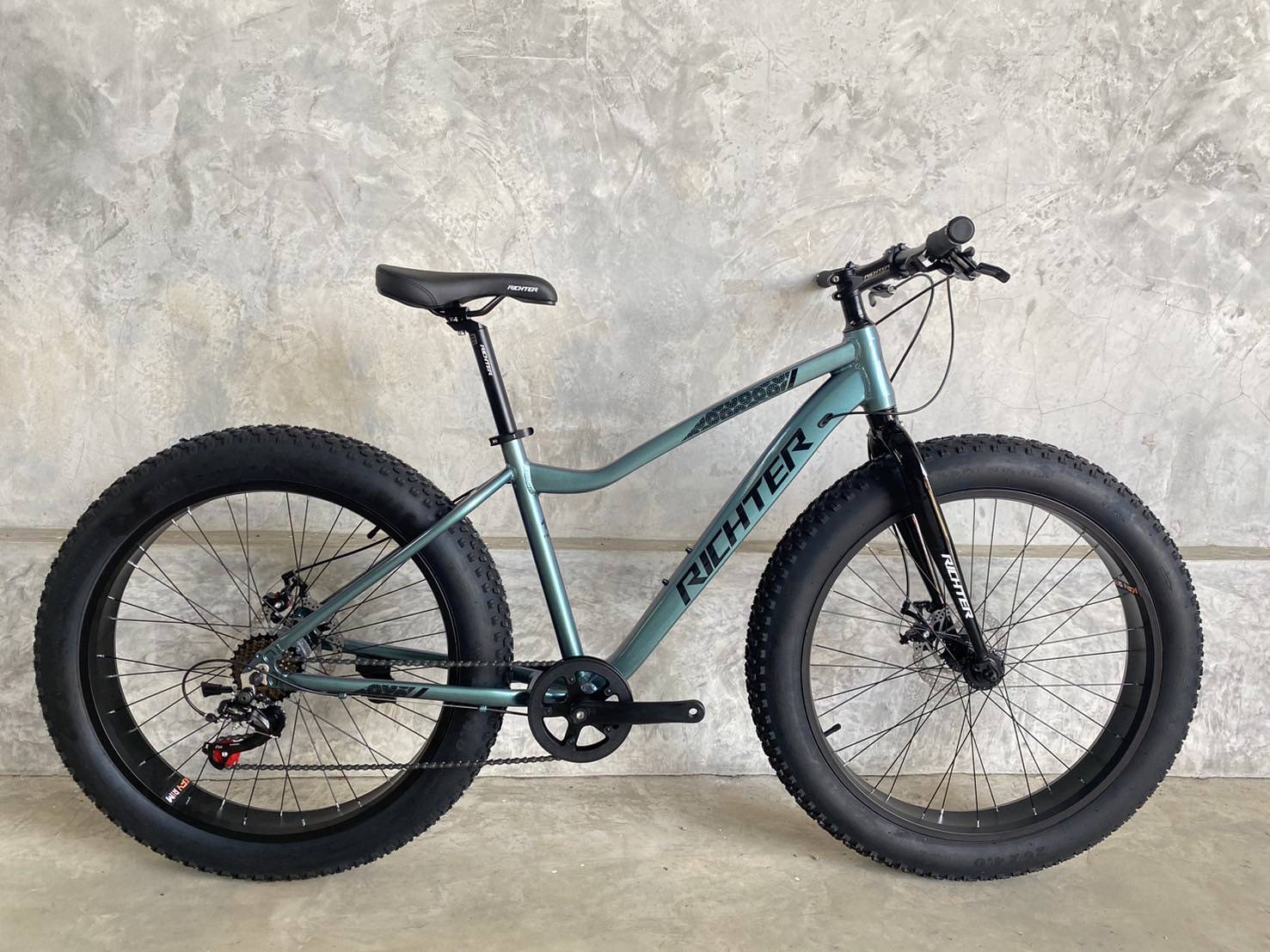 RICHTER : CHOPPER จักรยานล้อโต 26" เฟรมอลูมิเนียม 7 สปีด