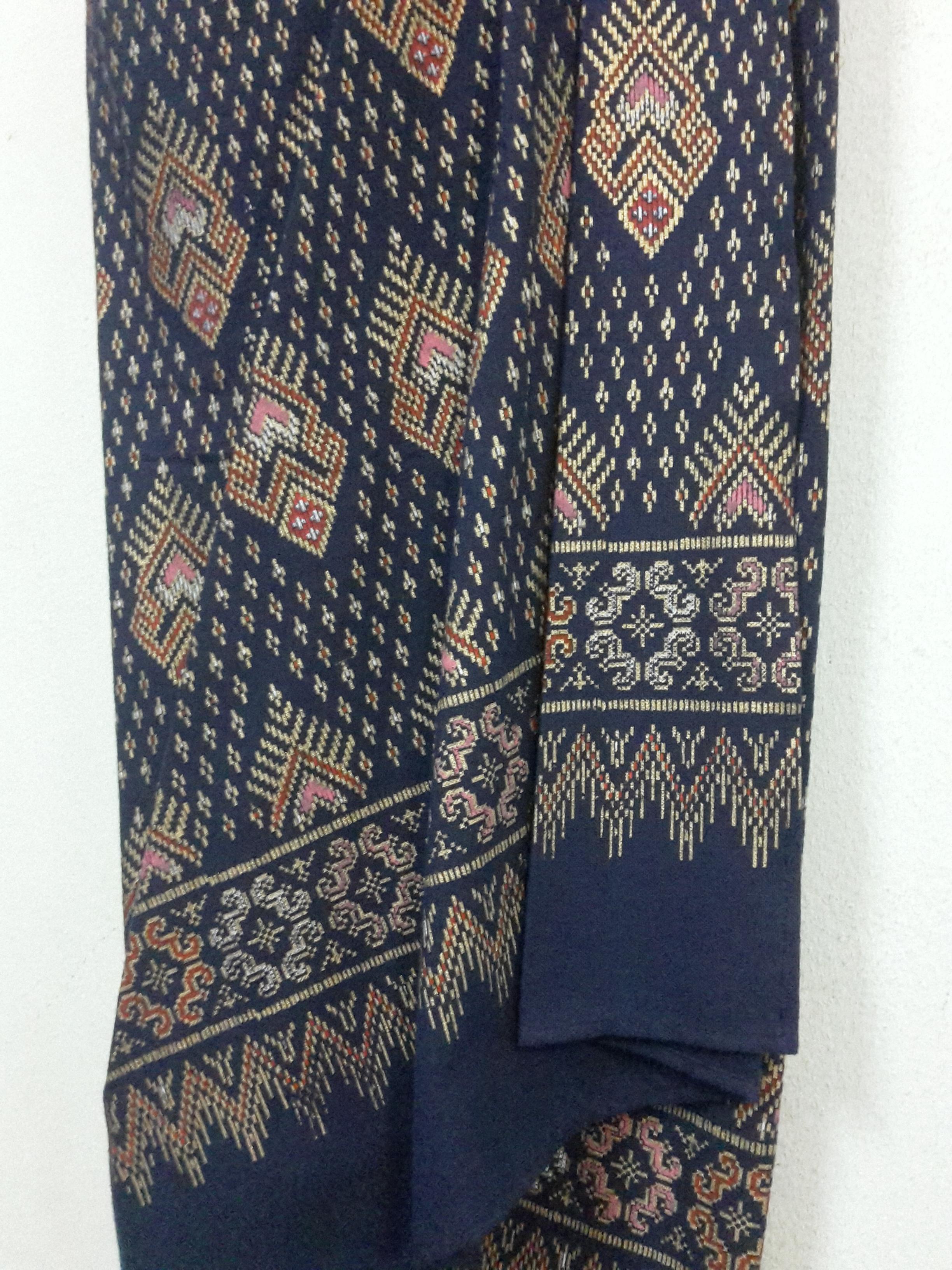 ผ้าถุงผ้าฝ้ายตัดสำเร็จ ไม่ตัดต่อตีน ผ้าลายมัดหมี่ ผ้าถุงตัดสำเร็จแบบป้ายเลื่อนตะขอสามารถเลื่อนได้ไม่เสียทรง อ้วนผอมใส่ได้