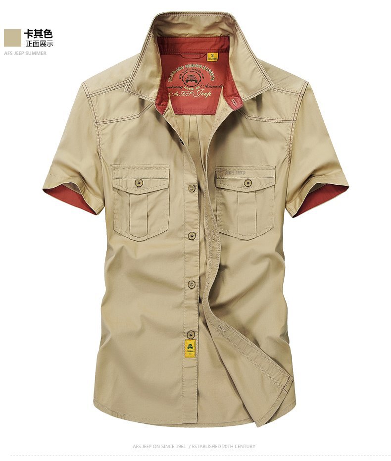 เสื้อเชิ้ตผู้ชาย สีกากี แขนสั้น คอปก แต่งสีตัดกับตัวเสื้อ กระดุมหน้า เนื้อผ้าดี ใส่สบาย ไม่ร้อน เสื้อเชิ้ตใส่ทำงาน ใส่ลำลอง