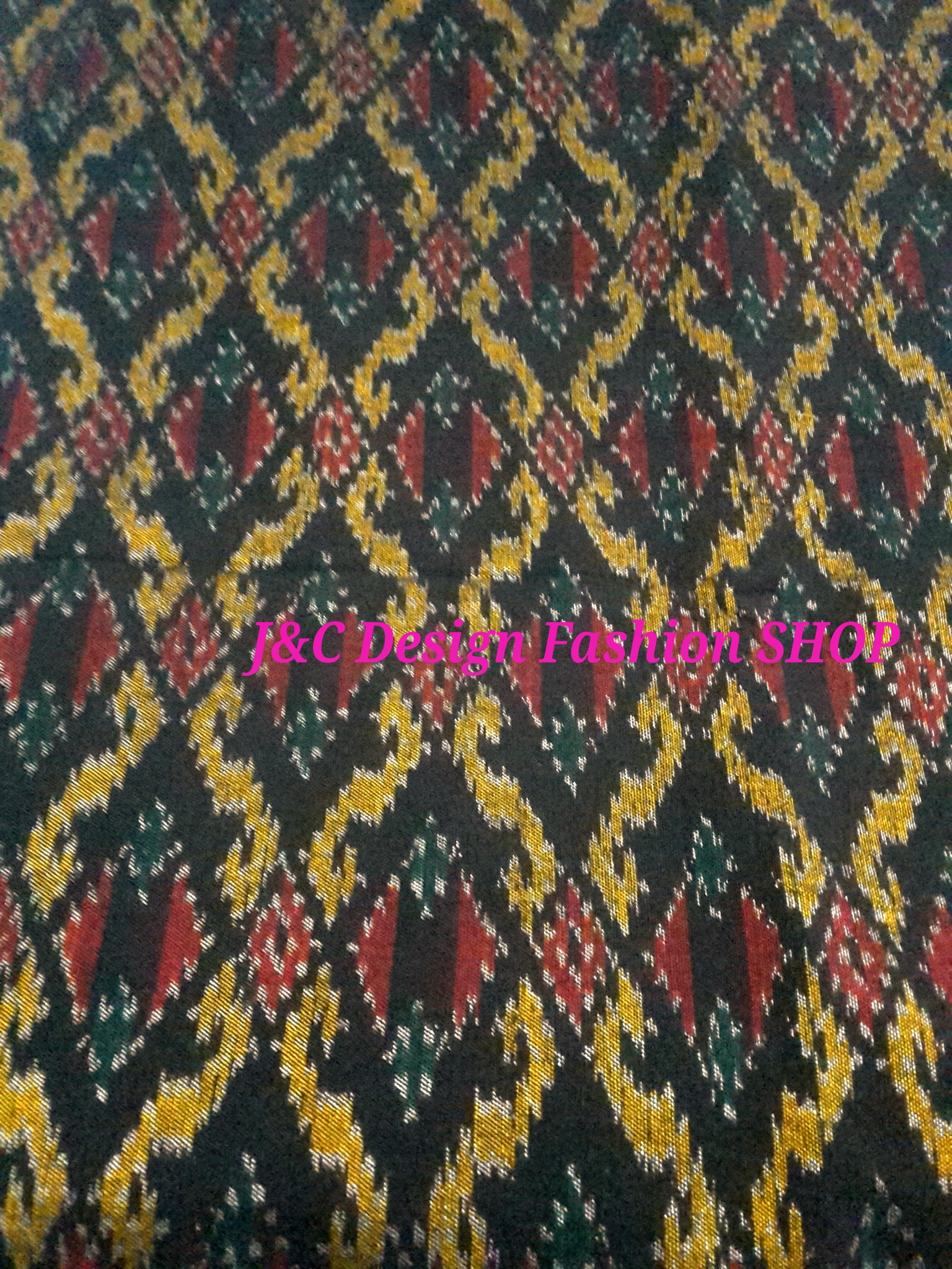 ผ้ามัดหมี่ตีนแดง ผ้าซิ่นตีนแดง ผ้าฝ้ายตีนแดง ผ้าทอพื้นเมือง บุรีรัมย์ ลายอัปสราขอนาคพนม 2 เมตร