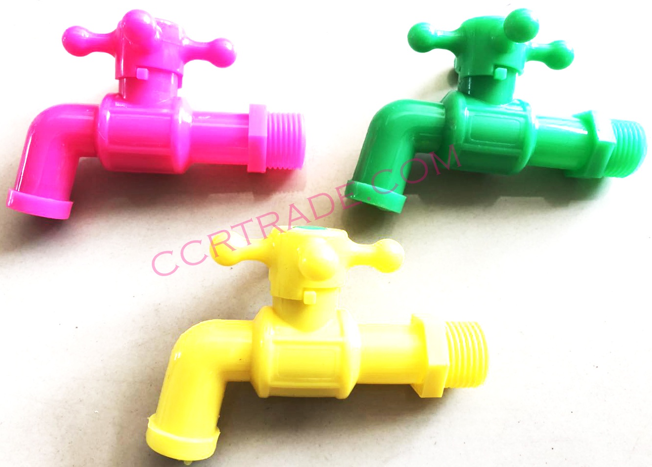 ก๊อกน้ำ PT สีสด (หัวหมุน) กล่อง 31 ซม.(1x24)