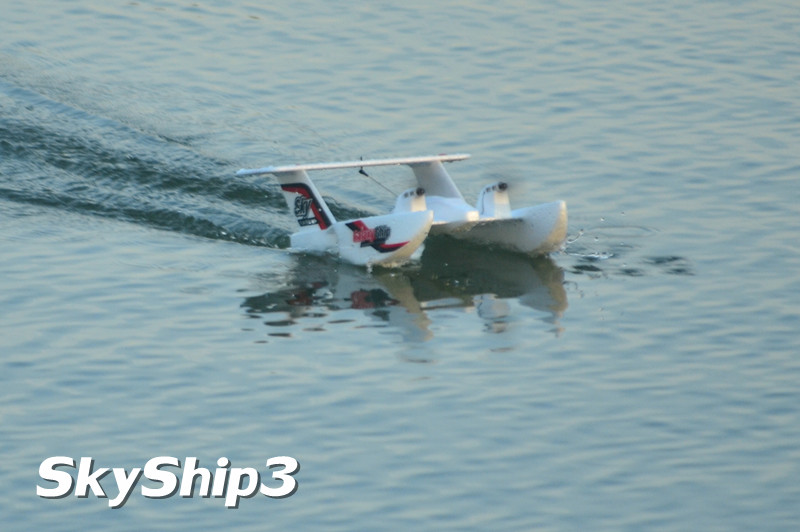 SkyShip 3 เครื่องบินบังคับน้ำ บก อากาศ