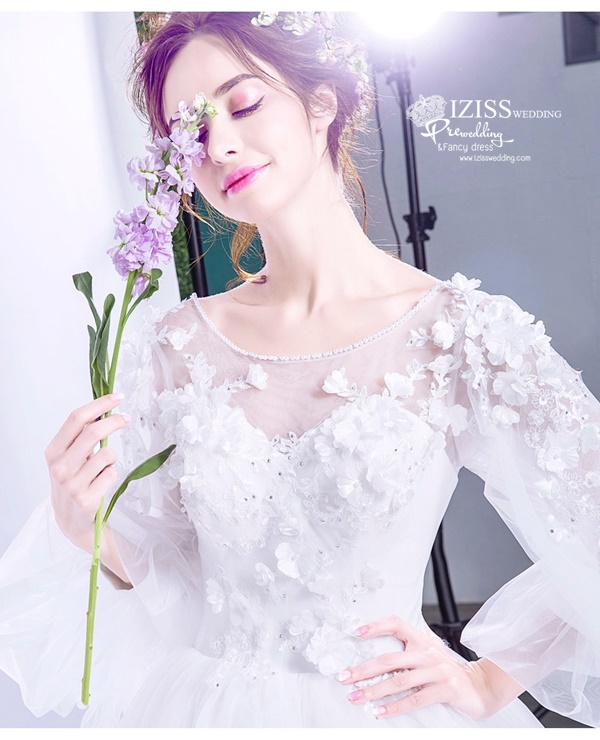 DL052 - **พรีออเดอร์** ชุดราตรี เดรสยาวออกงาน (Night party dresses) ชุดไปงานแต่งงานสวยๆ "ธีมสีขาว"