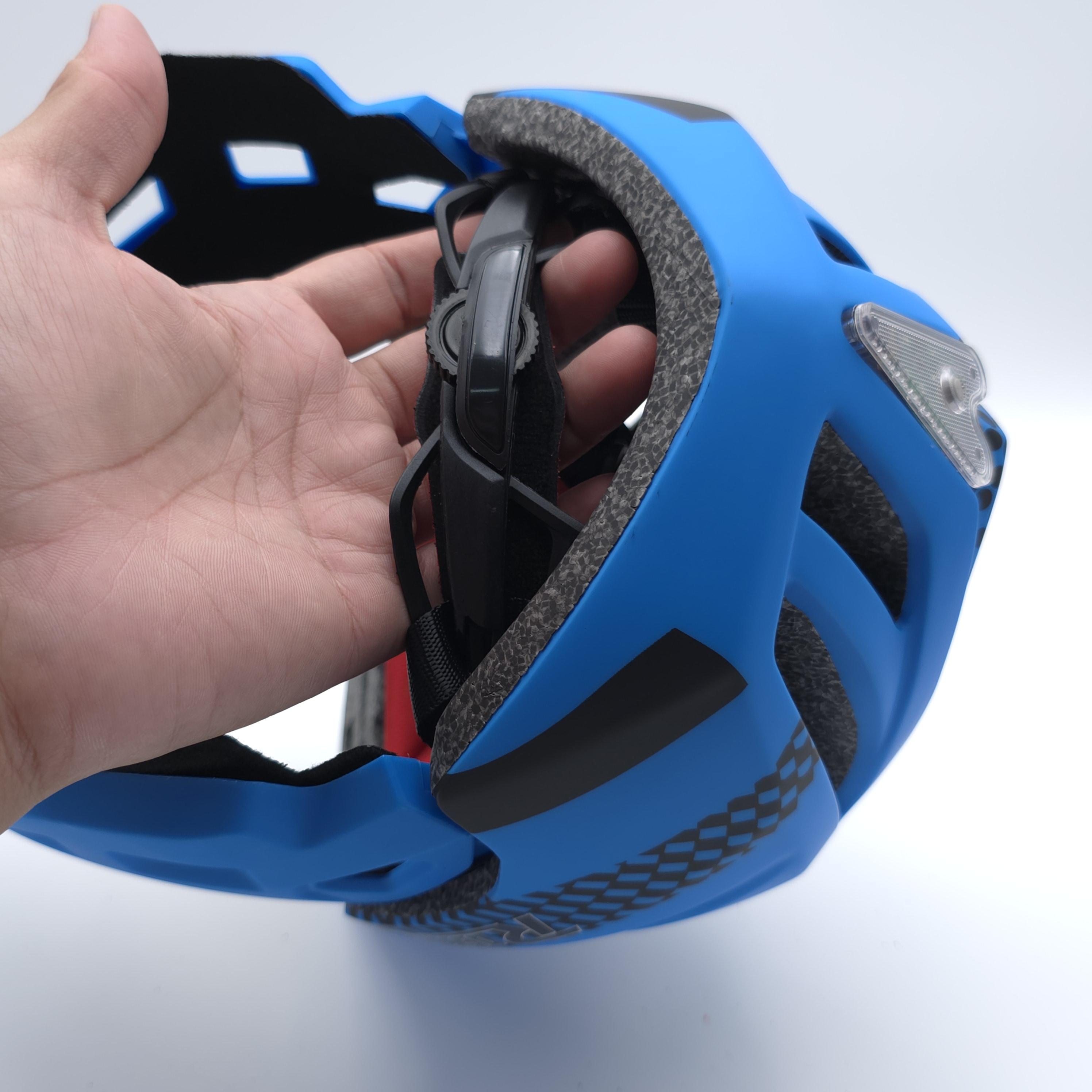 หมวกจักรยานเด็ก เต็มใบ สีฟ้าดำ 46-53 ซม.