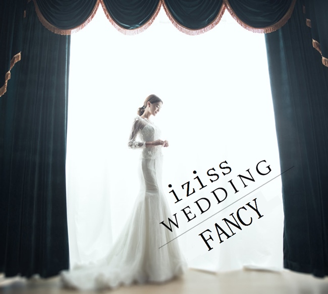 PW293-**พรีออเดอร์**ชุดคู่ถ่ายพรีเวดดิ้ง (prewedding dress) & ชุดแต่งงานแฟนซี (Fancy wedding dress)ชายหญิง "ธีมสีขาว"