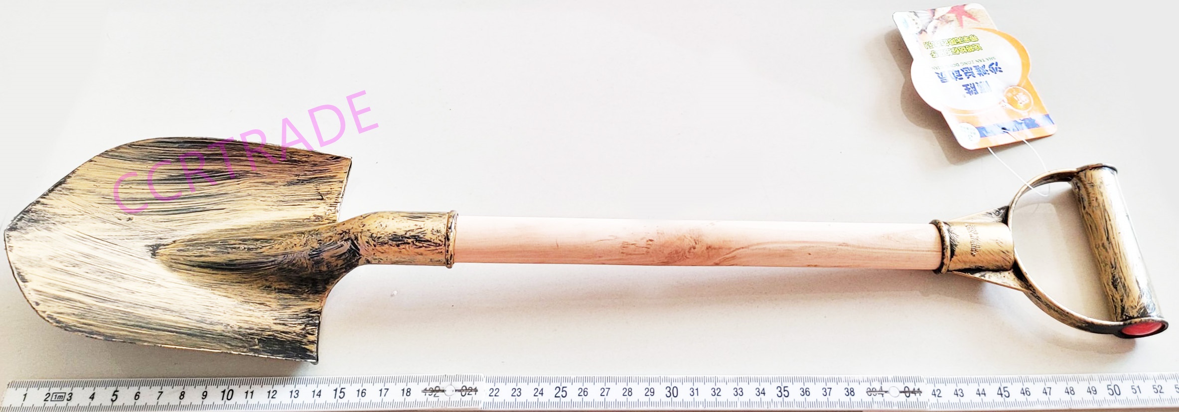 พลั่วเงินทอง ด้ามไม้แท้ 52.5 ซม.