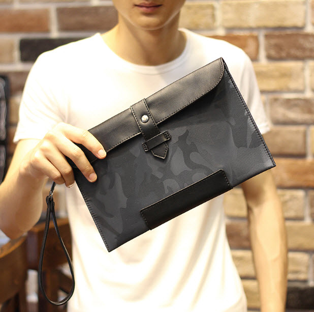 พร้อมส่ง กระเป๋าคลัชผู้ชาย ลายทหาร มาพร้อมสายคล้องแขน กระเป๋าผู้ชาย