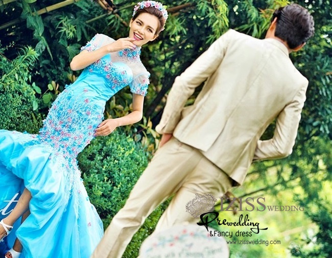 PW217 - Pre order ชุดคู่ถ่ายพรีเวดดิ้ง (prewedding dress) & ชุดแต่งงานแฟนซี (Fancy wedding dress)ชายหญิง "ธีมสีฟ้า-น้ำตาลบรอนด์"