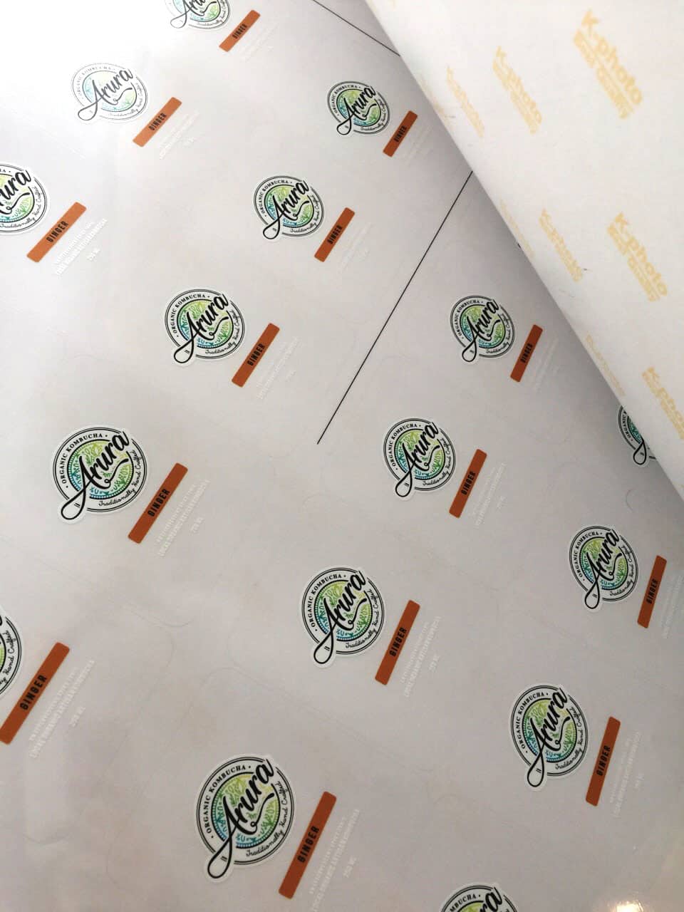 ฉลากสินค้า สติ๊กเกอร์พีวีซีใส พิมพ์หมึกขาว