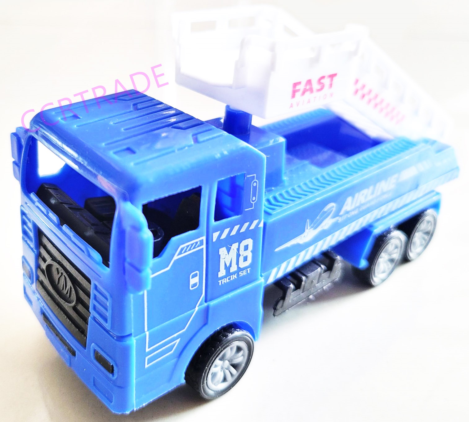 รถสนามบินใหญ่ มีลานกล่อง 4.5x12 ซม.