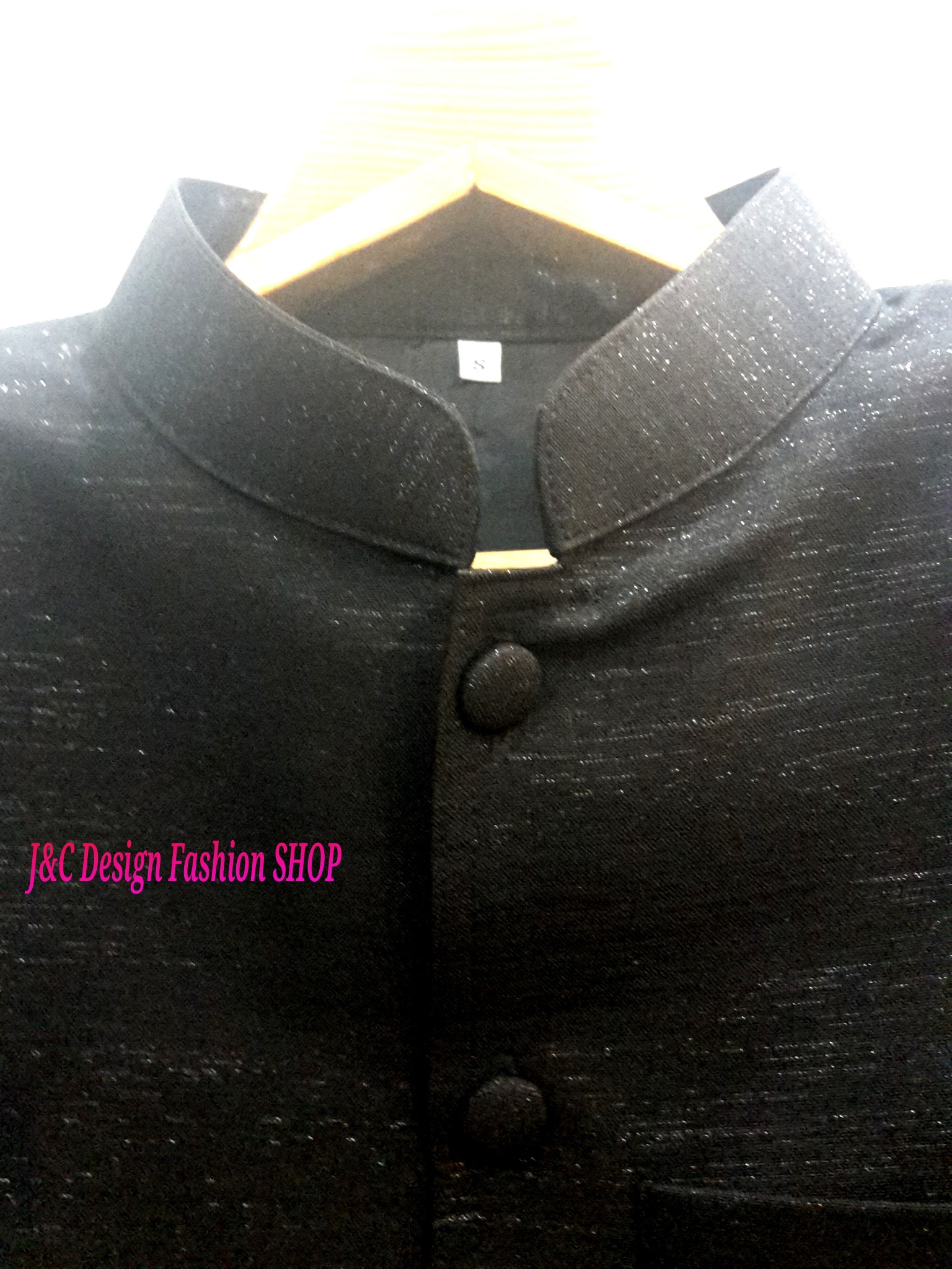 เสื้อสูทชายไหมชายคอพระราชทานสีดำ เสื้อสูทชายคอพระราชทานไหมแกมฝ้ายสีดำ สูทผ้าไทยชายสีดำ สูทผ้าไหมชายสีดำ