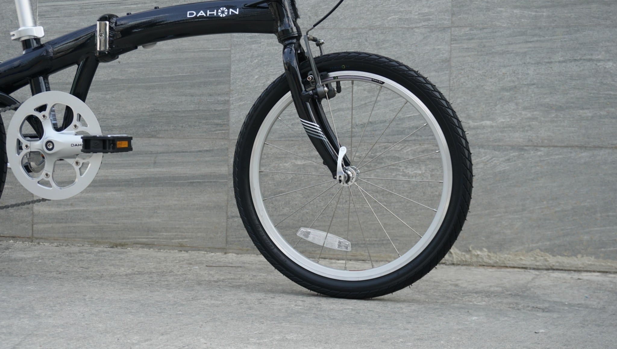 DAHON : Mu D9 จักรยานพับด้ เฟรมอลูมิเนียม 9 สปีด