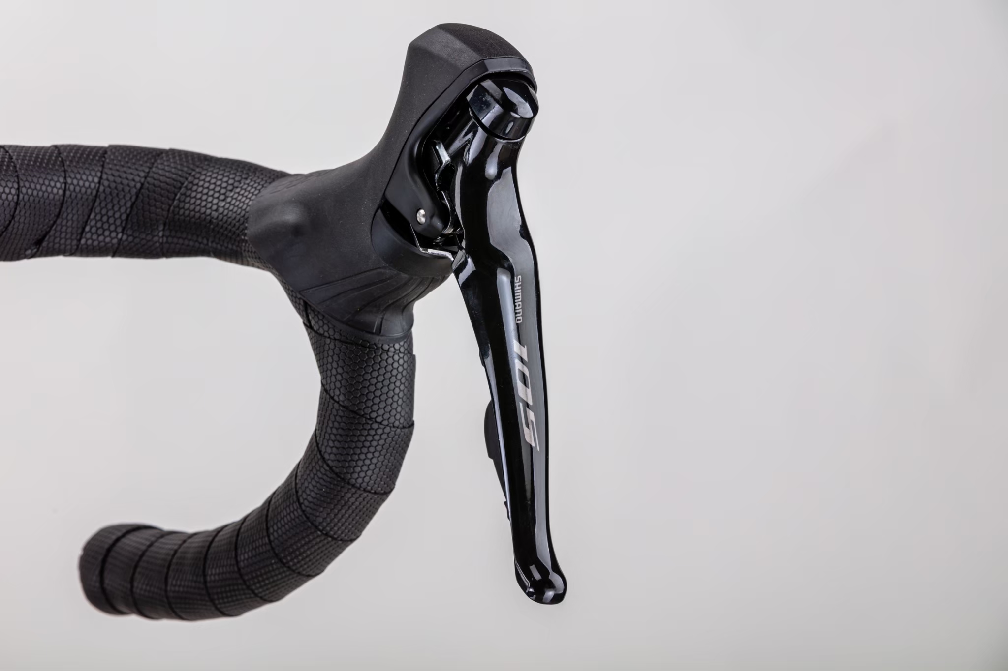 TrinX RAPID 2.1 เสือหมอบเฟรมคาร์บอน ดิสเบรก เกียร์ Shimano 105