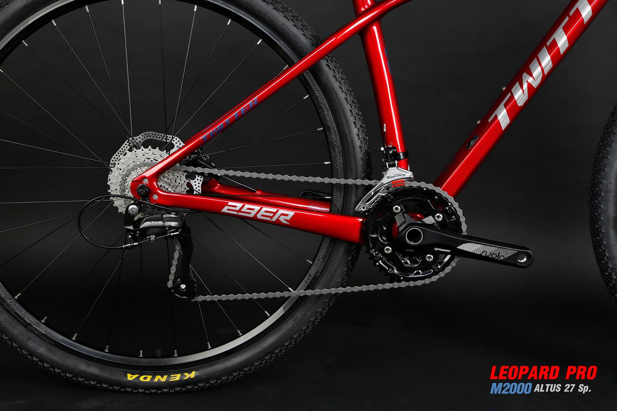 จักรยานเสือภูเขาคาร์บอน รุ่นใหม่จาก Twiter Bike รุ่น LEOPARD PRO M2000