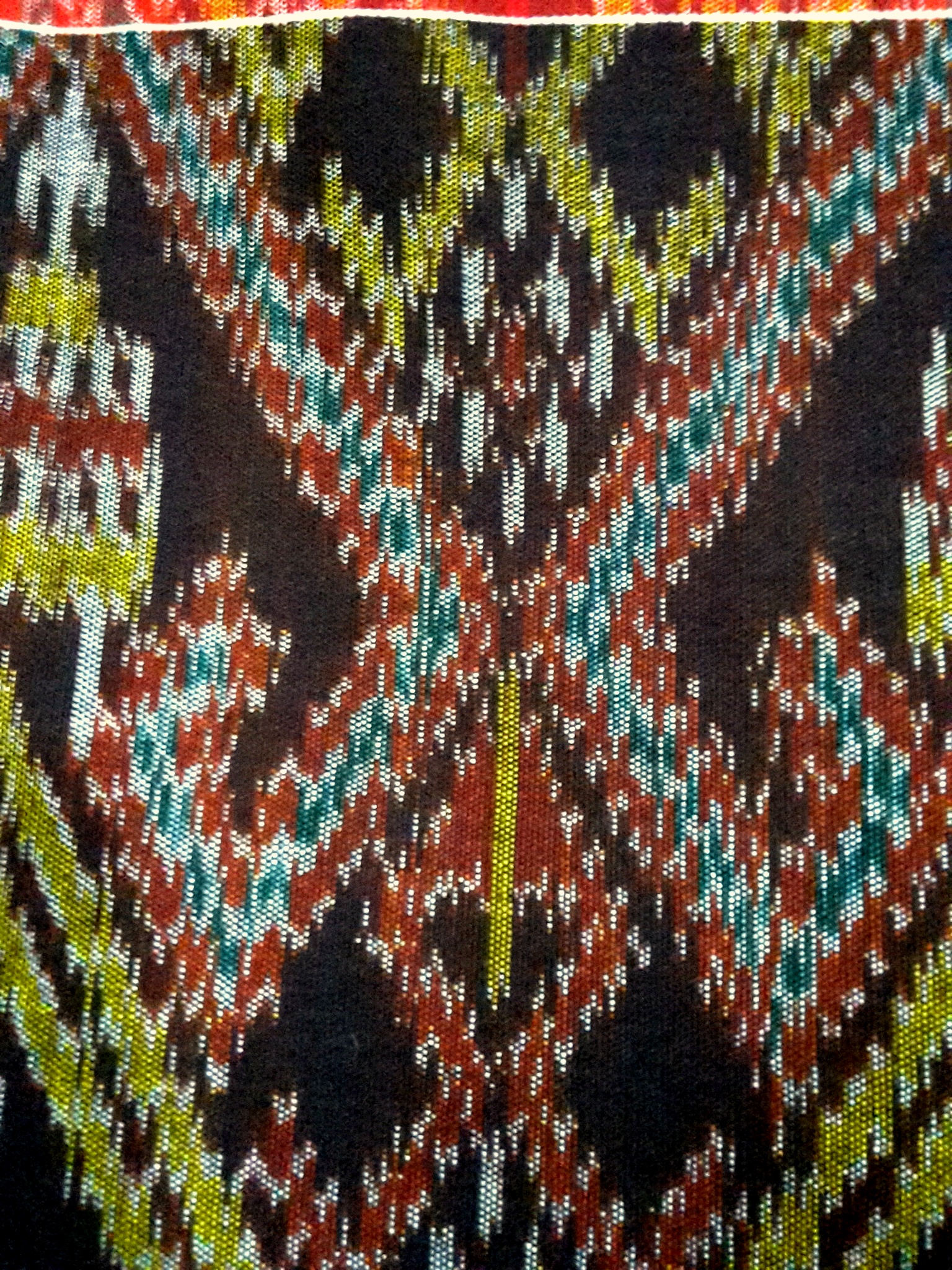 ผ้ามัดหมี่ตีนแดง ผ้าซิ่นตีนแดง ผ้าฝ้ายตีนแดง ผ้าทอพื้นเมือง บุรีรัมย์ ลายอัปสราขอนาคฉัตร 2 เมตร