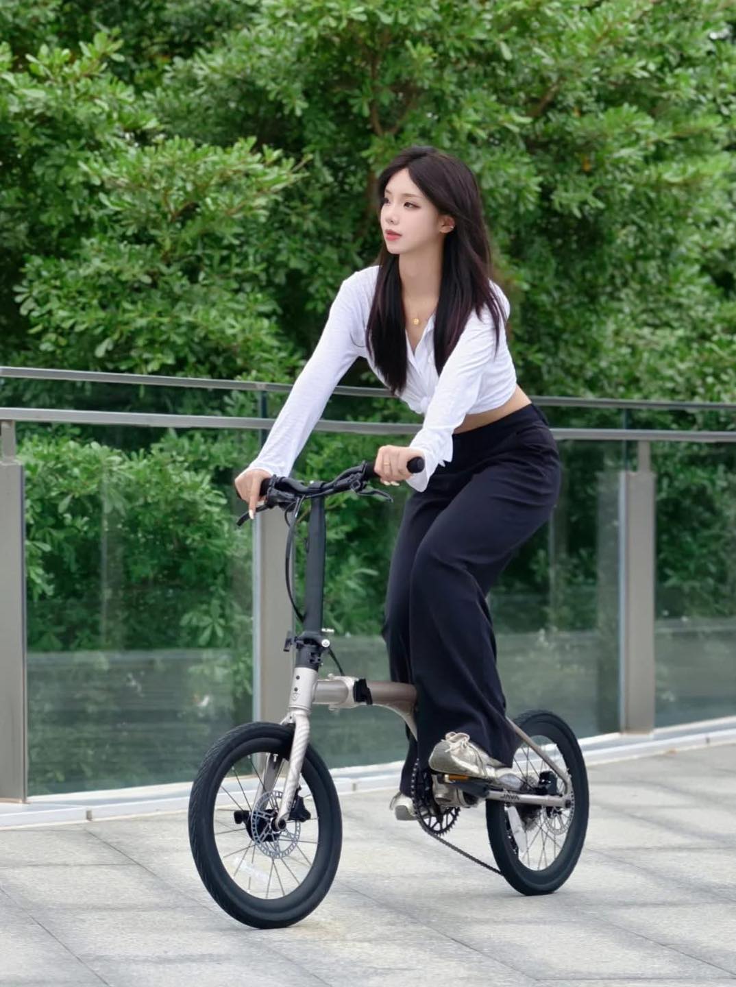 Java : NEO จักรยานพับได้ แบบม้วนหาง 9 สปีด ดิสเบรกน้ำมัน น้ำหนักเบา