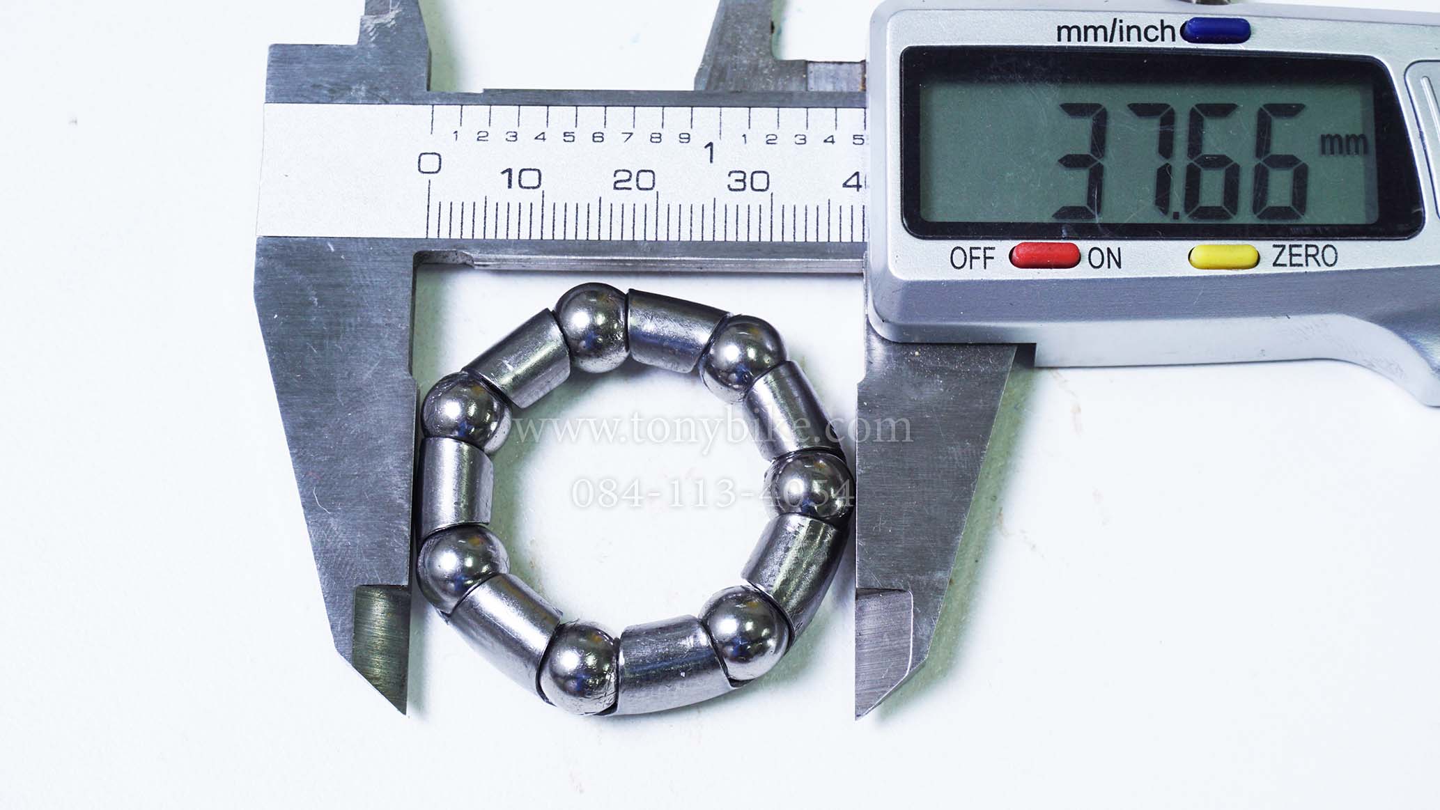 ลูกปืนกระโหลกกลางจานเลื้อย 38 mm.