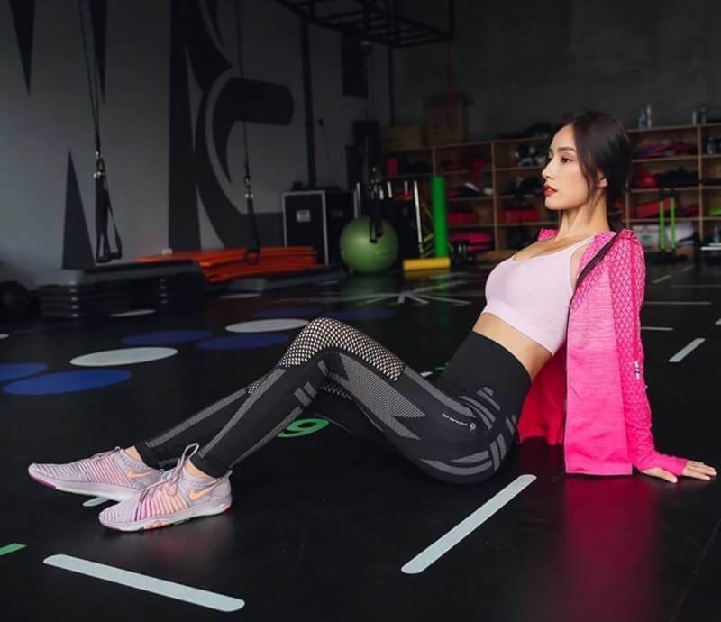 กางเกงออกกำลังกายขายาว