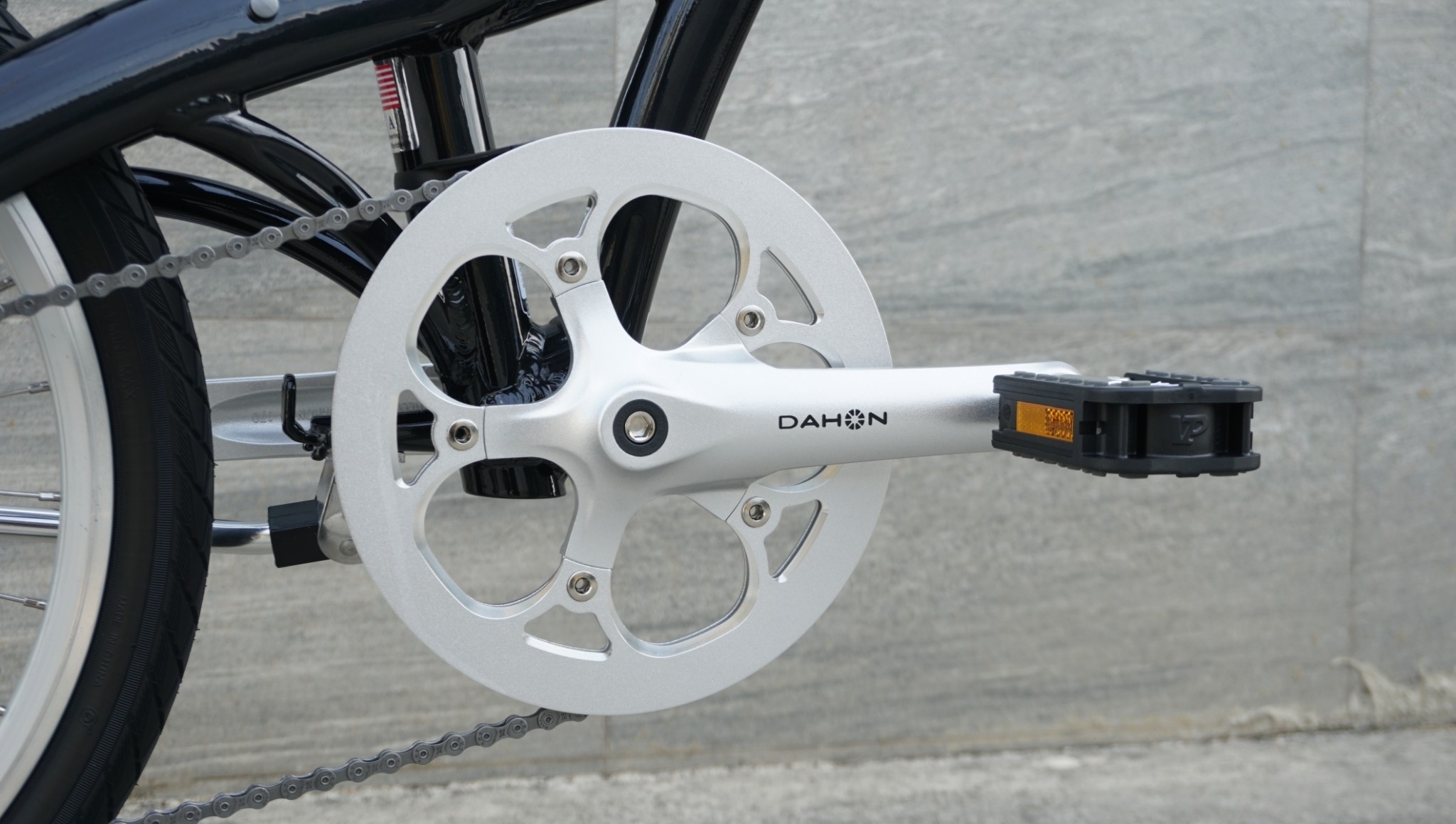 DAHON : Mu D9 จักรยานพับด้ เฟรมอลูมิเนียม 9 สปีด