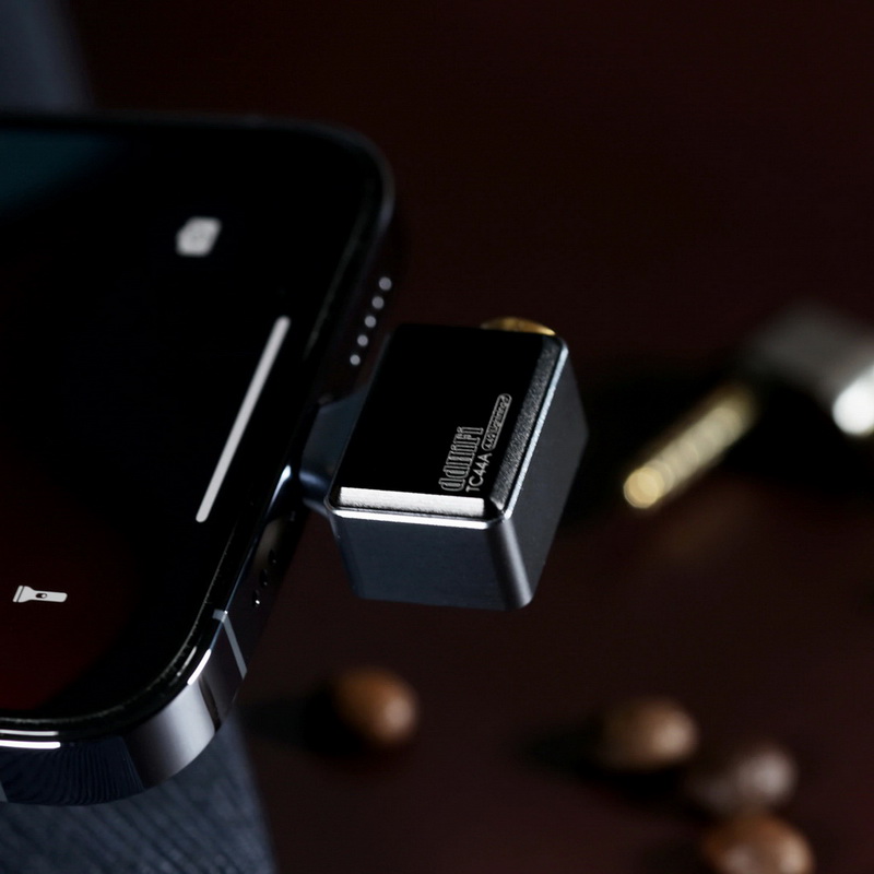 ขาย DD TC44A แจ็คแปลง TypeC / Lightning ให้รองรับหูฟัง 4.4mm Balanced