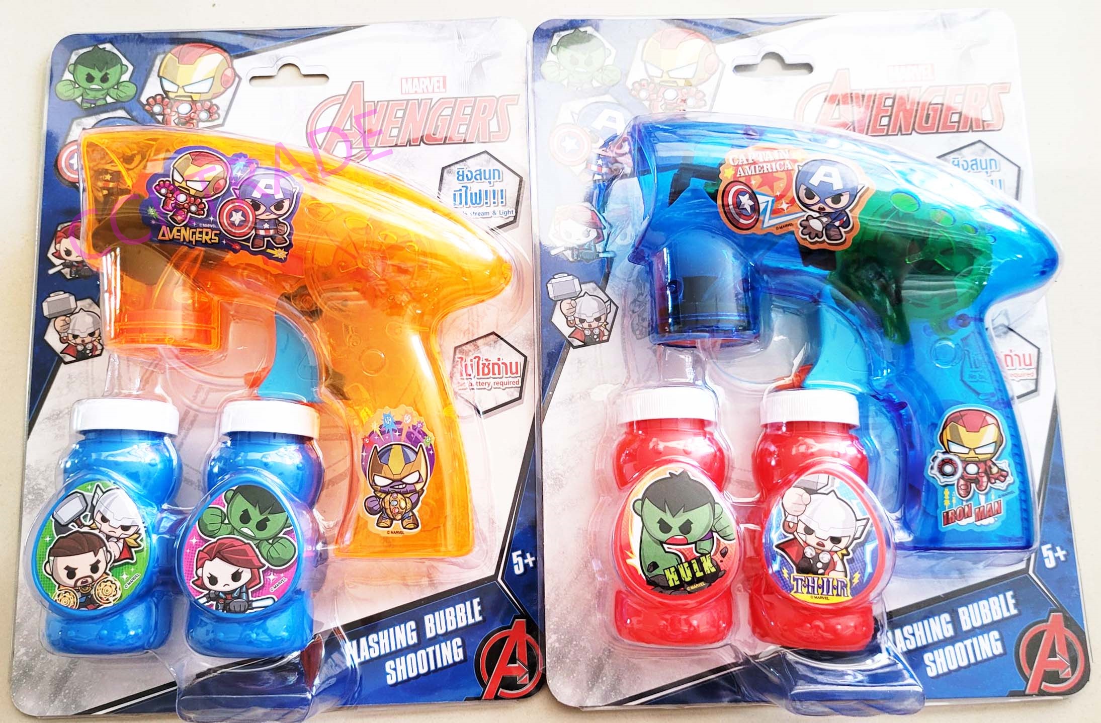 ปืนเป่าฟองอเวนเจอร์+น้ำยา 2 ขวด มีไฟแผง 19.5x26 ซม.(ลิขสิทธิ์แท้)(1x3)