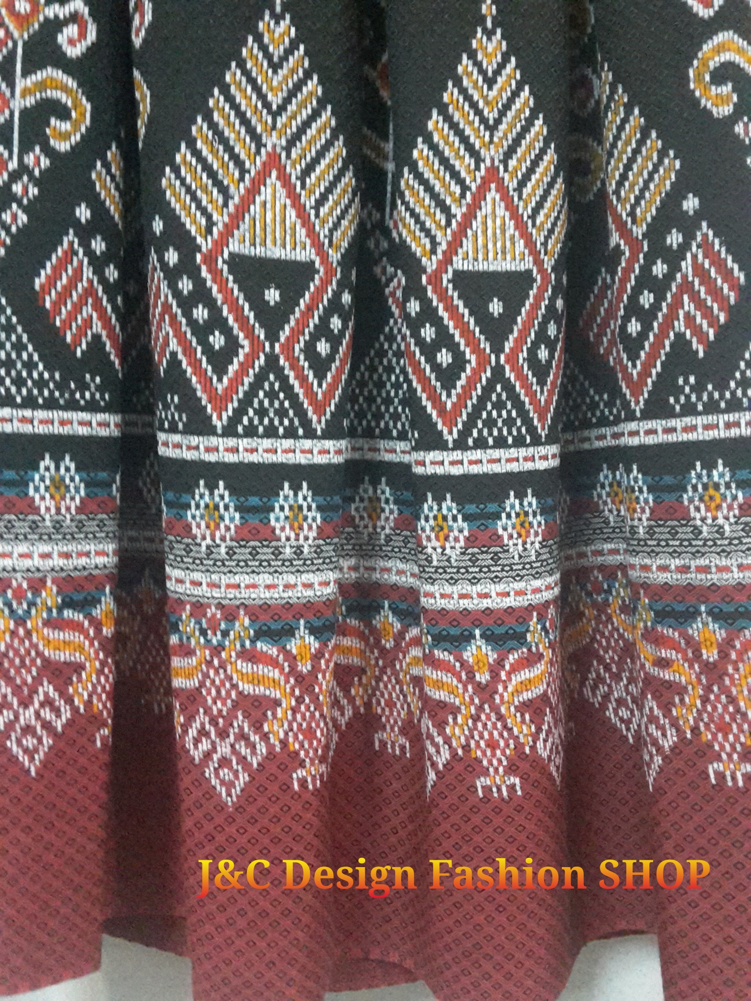 กระโปรงผ้าไทยสำเร็จรูป กระโปรงผ้าไทยผ้าฝ้ายมัดมัดหมี่ กระโปรงผ้าฝ้ายทรงทวิท