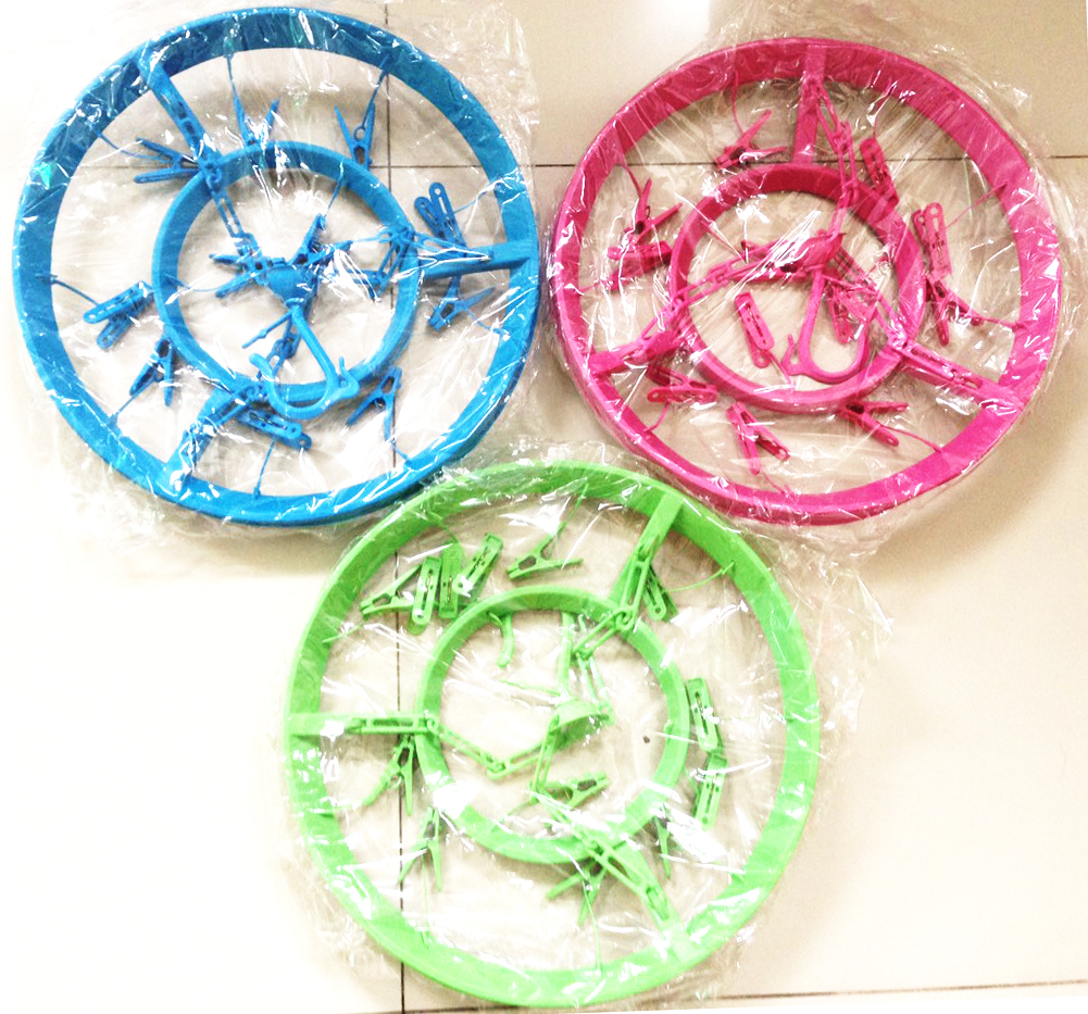 พวงแขวนผ้าพลาสติกสีสดใหญ่ 36 cm.