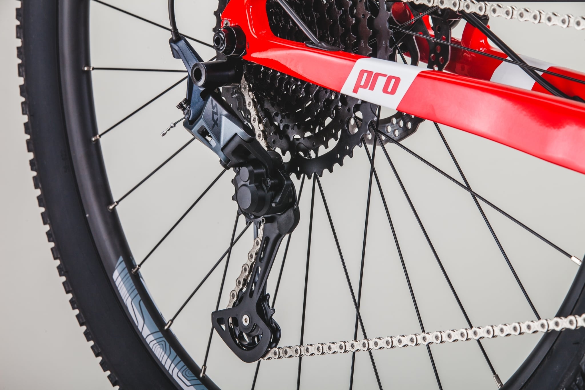 TrinX : V1000 Pro 2022 เสือภูเขา 29" เฟรมคาร์บอน เกียร์ Shimano SLX 12 สปีด แกนสอด ดิสเบรคน้ำมัน Shimano