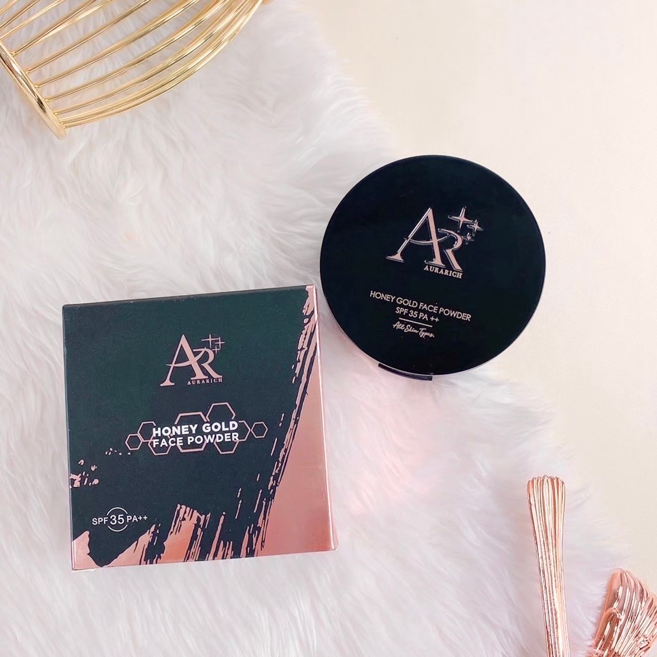 แป้งพัฟน้ำผึ้งทองคำ ออร่าริช HONEY GOLD FACE POWDER SPF 35 PA++