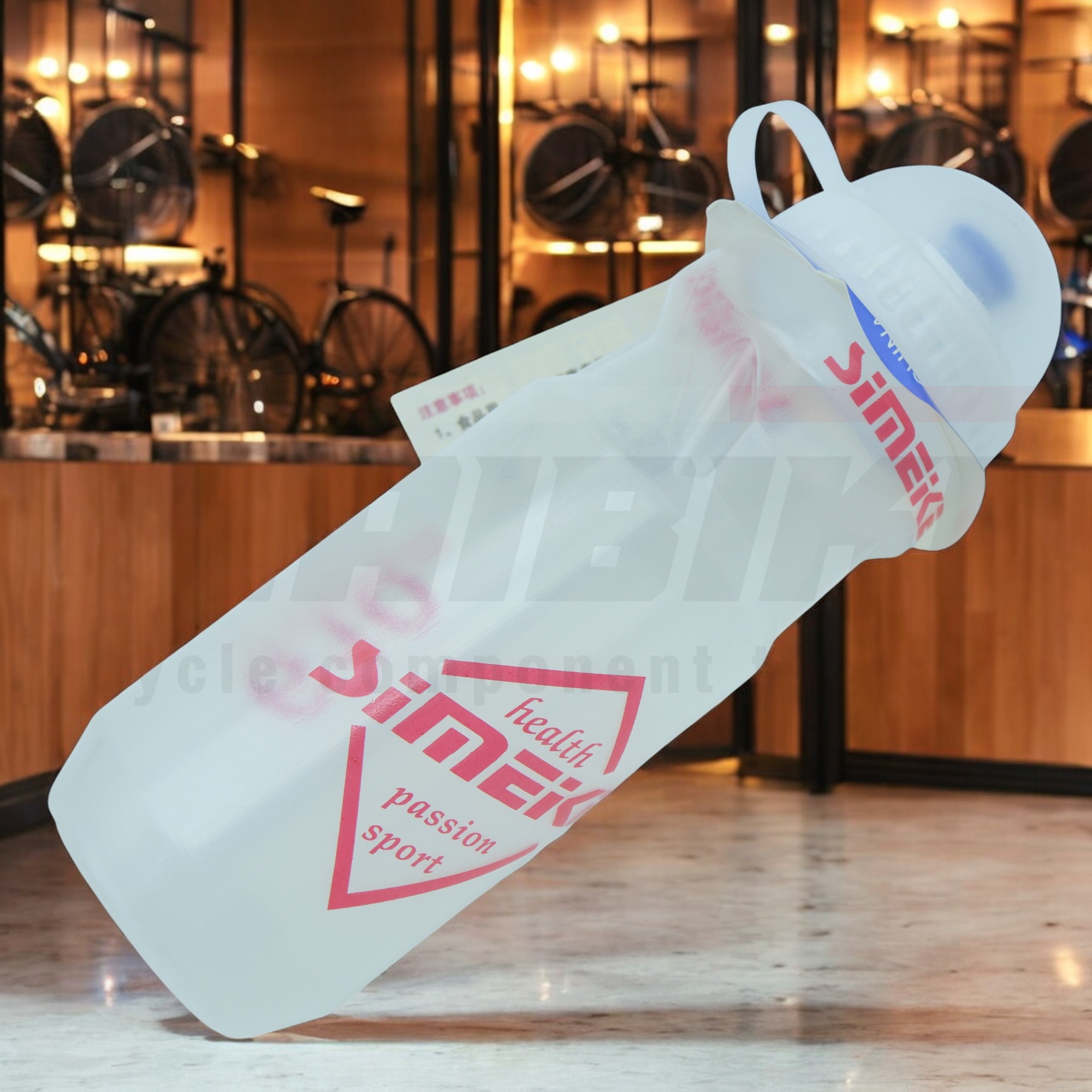 ขวดน้ำจักรยานแบบใส ขวดน้ำดื่มออกกำลังกาย SIMEKE แบบใส 610ml