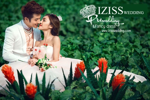 PW262- Preorderทั้งเซ็ท ชุดคู่ถ่ายพรีเวดดิ้ง (prewedding dress) & ชุดแต่งงานแฟนซี (Fancy wedding dress)ชายหญิง "ธีมสีส้มขาว"