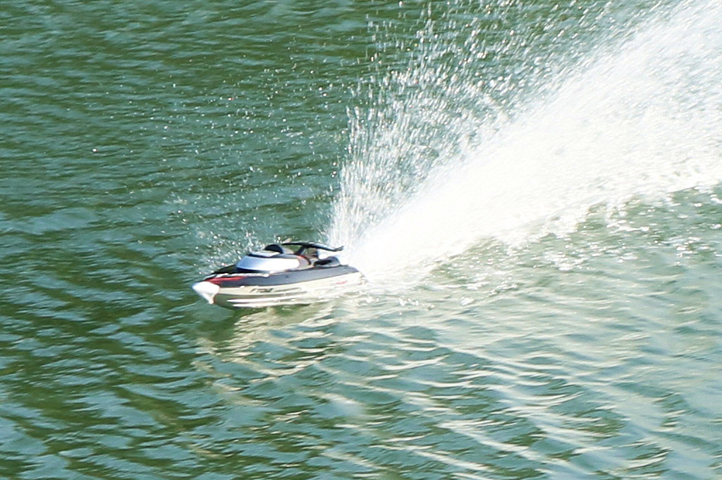 FT 012 Brushless RC เรือบังคับความเร็วสูง