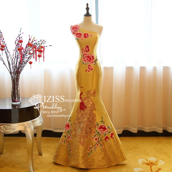 PW499 - **พรีออเดอร์มี 6 สีค่ะ** ชุดกี่เพ้าสีน้ำเงินหางปลา ชุดคู่ถ่ายพรีเวดดิ้ง (prewedding dress) & ชุดแต่งงานแฟนซี (Fancy wedding dress)ชายหญิง "ธีมสีน้ำเงิน"