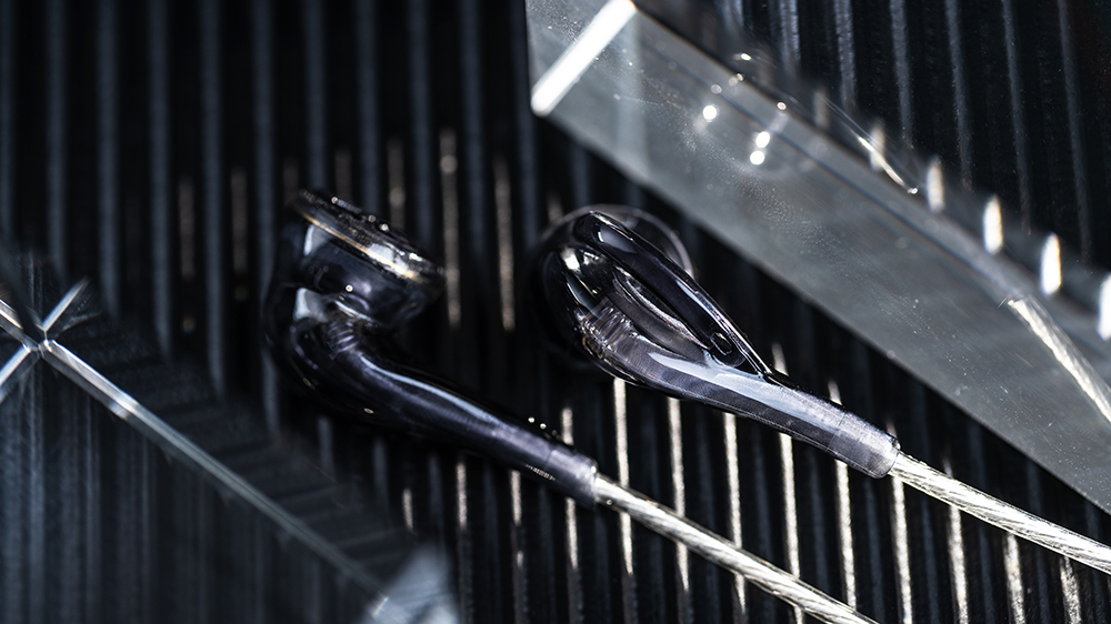 ขาย FiiO EM5 หูฟัง Earbud เทพ ไดรเวอร์ Dynamic เคลือบ Beryllium