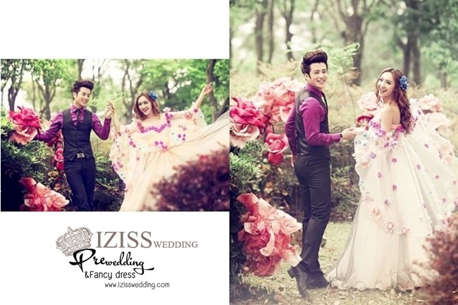 PW147 - Pre order ชุดคู่ถ่ายพรีเวดดิ้ง (prewedding dress) & ชุดแต่งงานแฟนซี (Fancy wedding dress)ชายหญิง "ธีมสีครีม-ม่วง"