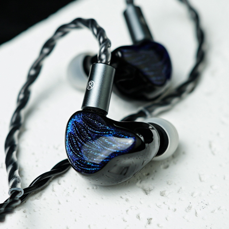 BGVP Feather หูฟัง IEMs 5 ไดรเวอร์ 4BA+1DD สายชุบเงินถัก4 เปลี่ยนหัวแจ็คได้ ประกันศูนย์ไทย
