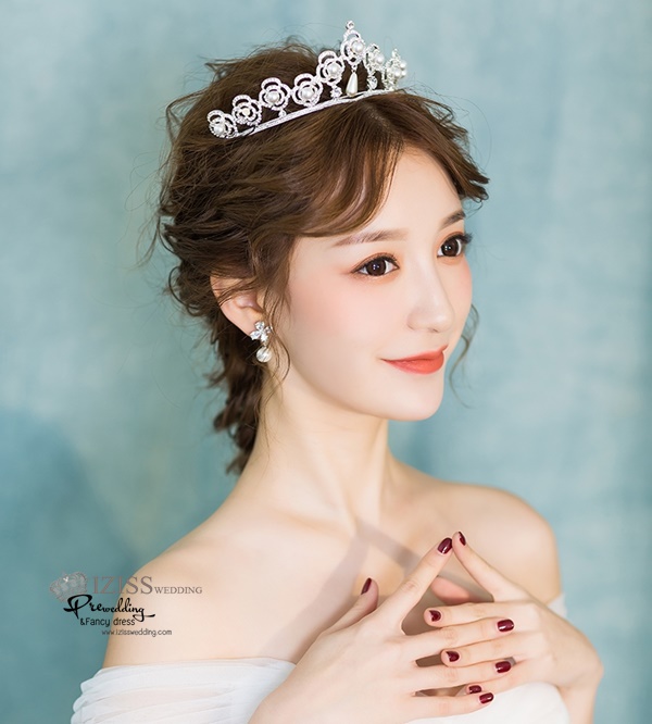 AC026 **พรีออเดอร์**ชุดเทียร่า มงกุฎเพชร พร้อมต่างหู ชุดเครื่องประดับเจ้าสาวสวยหรูดุจเจ้าหญิง