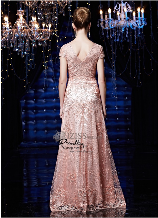 T020**พรีออเดอร์เดรสสีชมพู**ชุดราตรียาวสีชมพูทั้งชุด แขนสั้น เล่นดีเทลตกแต่งเลื่อมทั้งชุด ชุดเข้ารูป สวยหรู งานเกรดพรีเมี่ยม ไฮโซมากๆ ค่ะ