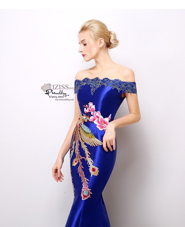 PW615- **พร้อมส่งสีแดง**ชุดกี่เพ้ายาวไหล่ปาด ชุดยกน้ำชา ชุดถ่ายพรีเวดดิ้ง (prewedding dress) & ชุดแต่งงานแฟนซี (Fancy wedding dress) "ธีมสีแดง"