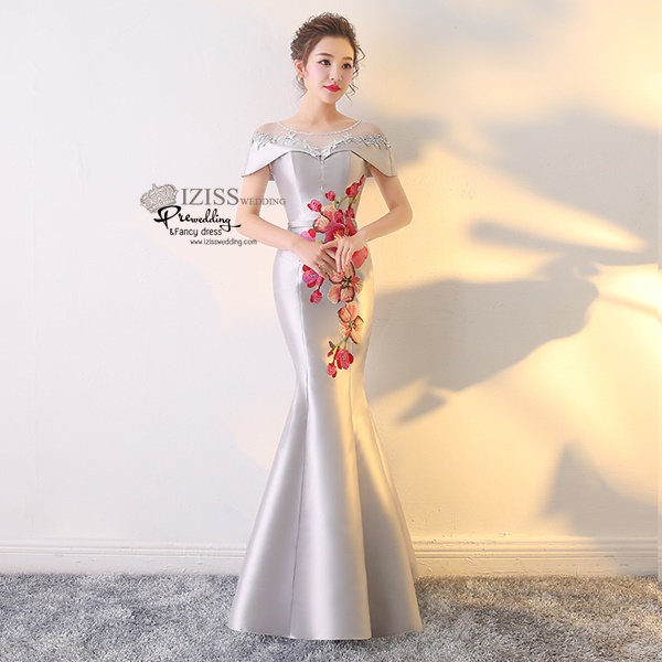 PW609- **พร้อมส่งสีแดง**ชุดกี่เพ้ายาว ชุดยกน้ำชา ชุดถ่ายพรีเวดดิ้ง (prewedding dress) & ชุดแต่งงานแฟนซี (Fancy wedding dress) "ธีมสีแดง"