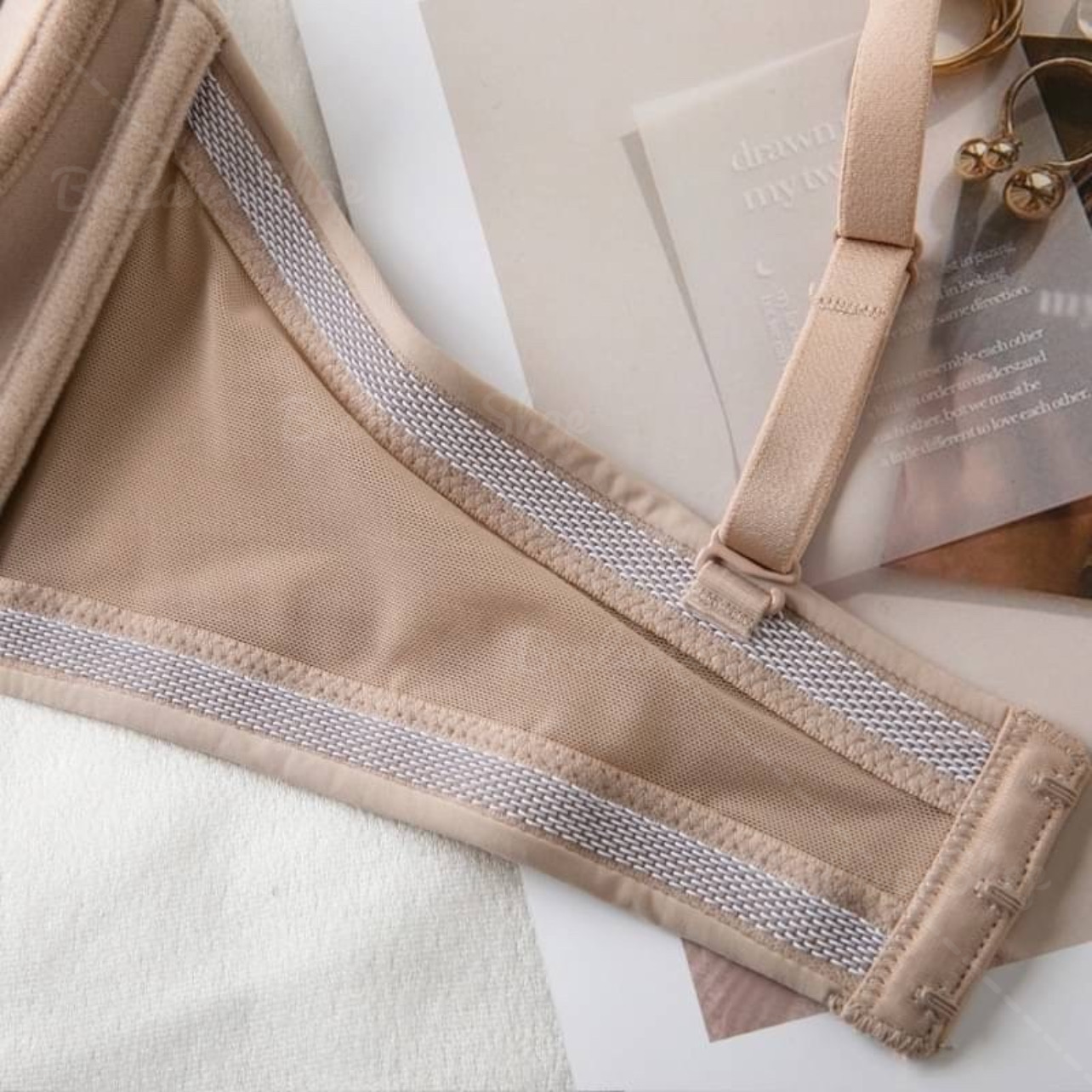 BLS✿0316 ยกทรงเกาะอกล๊อคกิ้งบรา สไตล์ครอปบรา