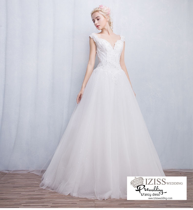 ฺBR106 **พรีออเดอร์**ชุดแต่งงาน&ชุดเจ้าสาวแบบยาวสีขาวเกรดพรีเมี่ยม เปิดไหล่ มีแขน หรูหราน่ารัก สวยโดดเด่นไม่ซ้ำใคร