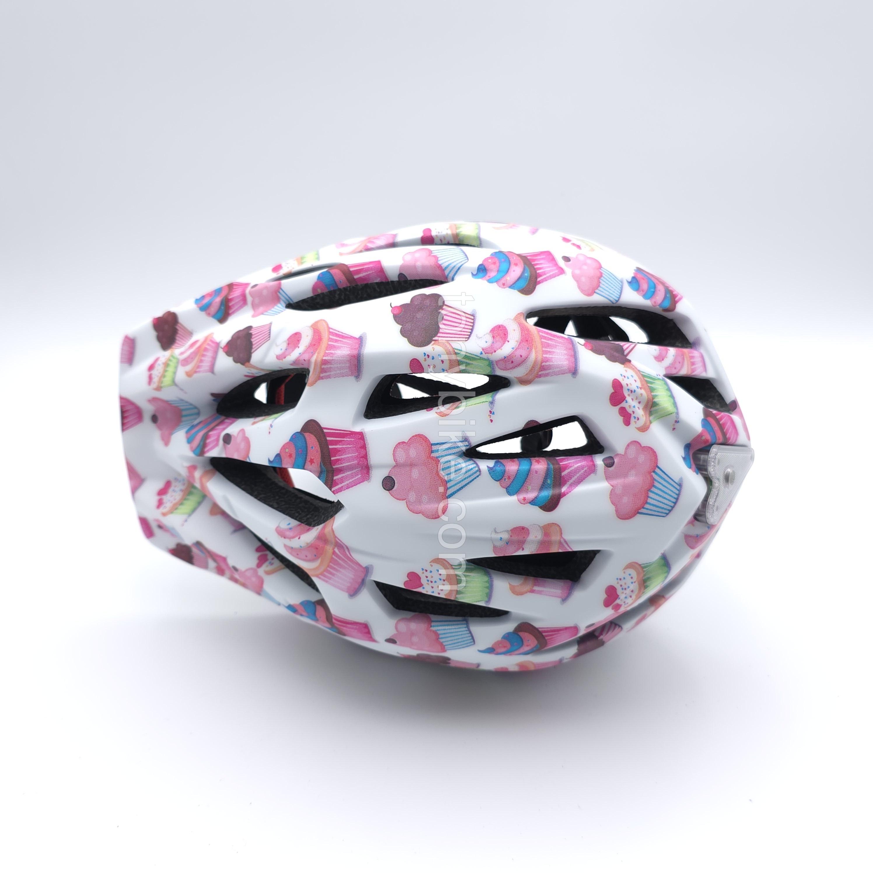 หมวกจักรยานเด็ก เต็มใบ สีขาว ลายขนม 46-53 ซม.