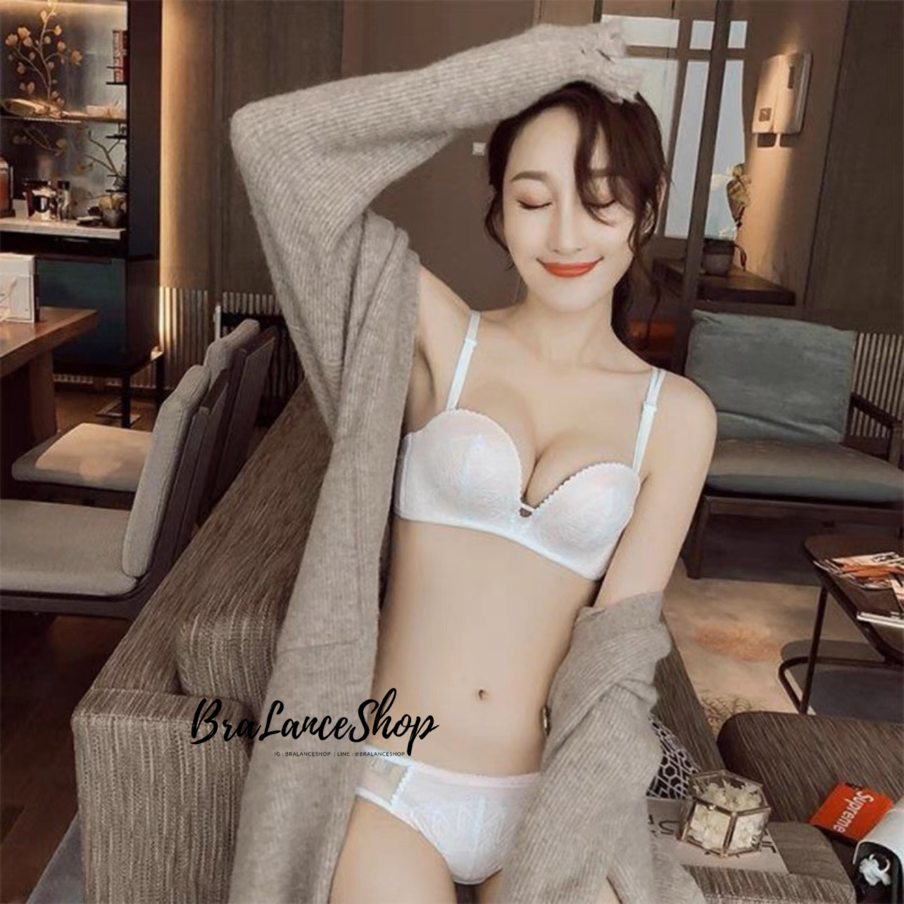 BLS✿603 Setบรา+กกน. ชุดชั้นในลูกไม้ไร้โครง ทรงครึ่งเต้าเกาะอก